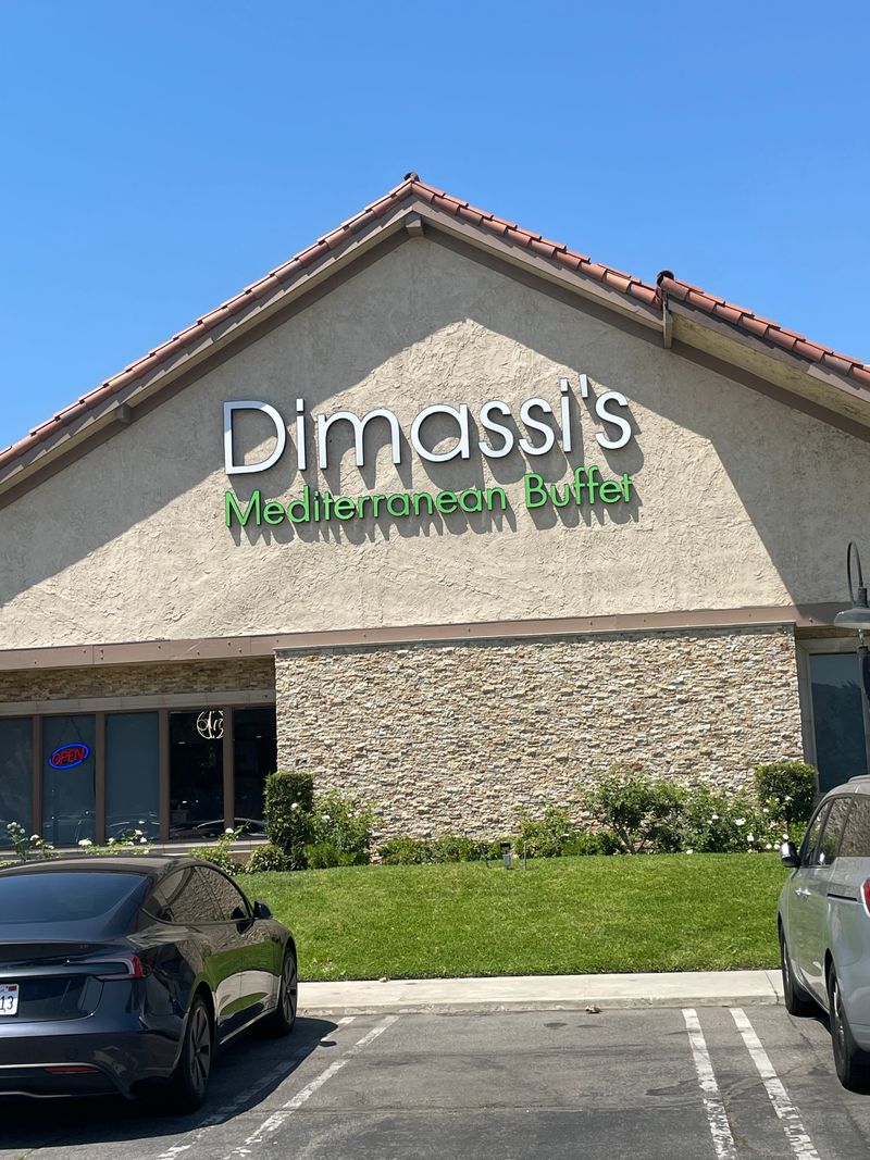 Prime Anaheim Location Near Major Attractions