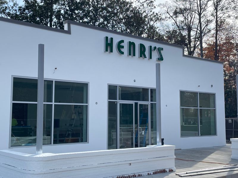 These Iconic Georgia Bakeries You Need To Visit At Least Once In Your Life - Decor Hint Henri's Bakery