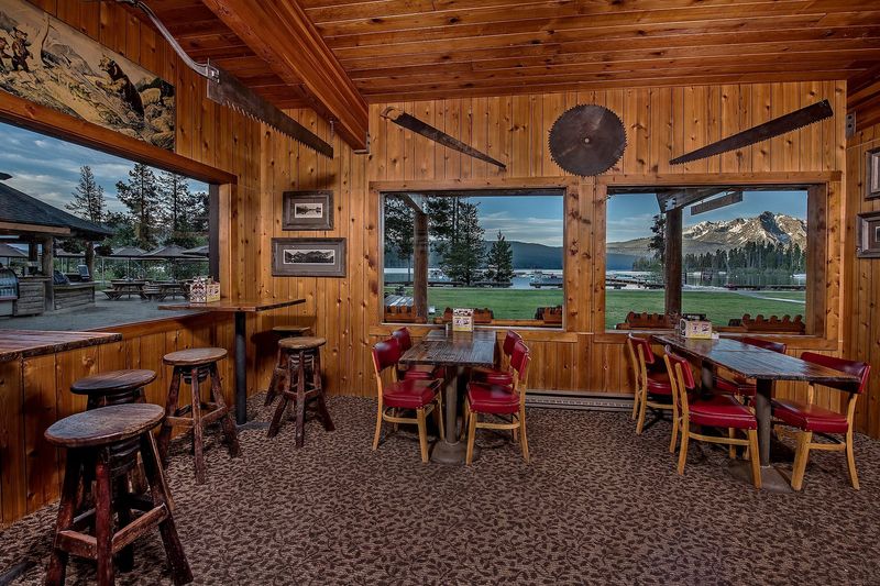 Redfish Lake Lodge