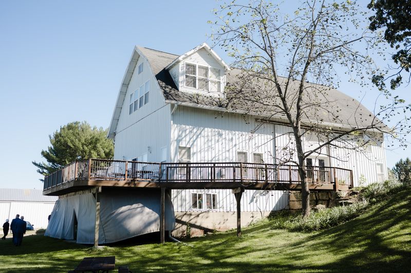 These Georgia Airbnbs Turn A Cozy Getaway Into A Movie-Like Escape - Decor Hint Badger Farms LLC