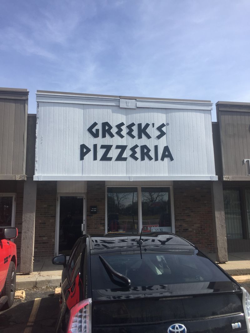 Greeks Pizzeria