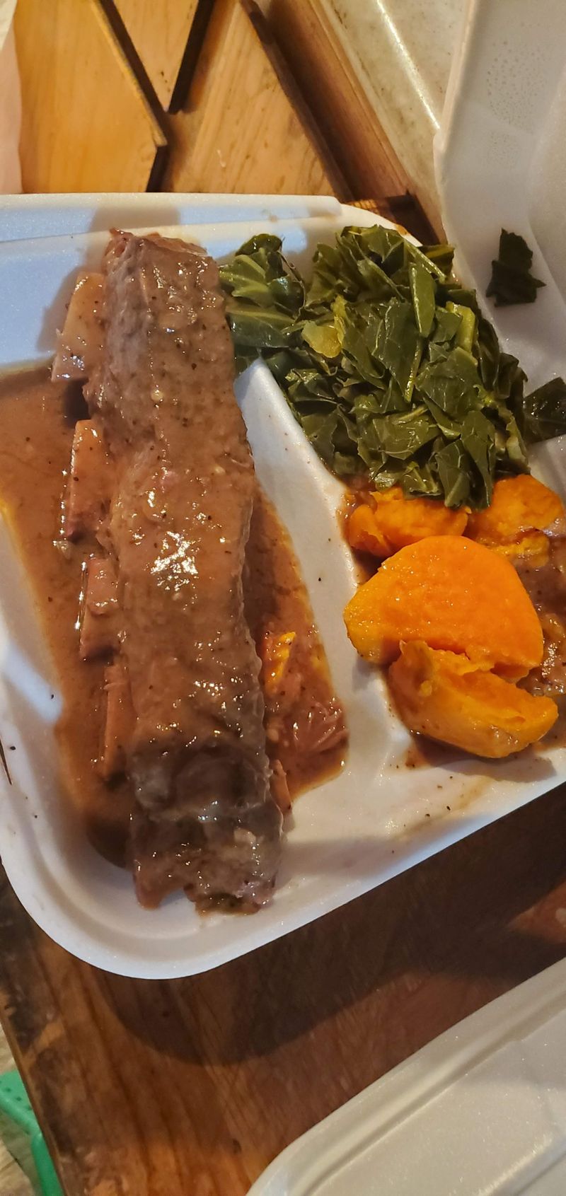 Menu Favorites Include Fried Chicken And Smothered Pork Chops