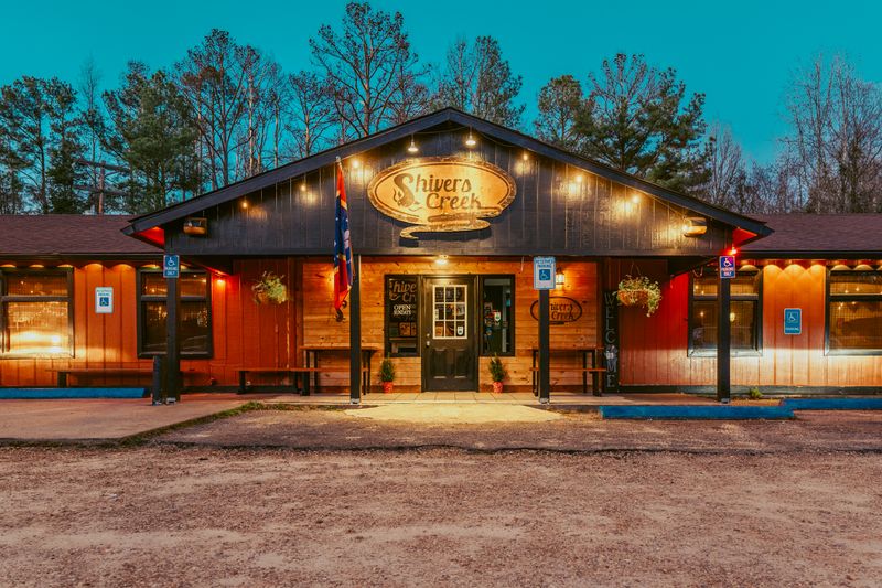 Operating Hours That Build Anticipation