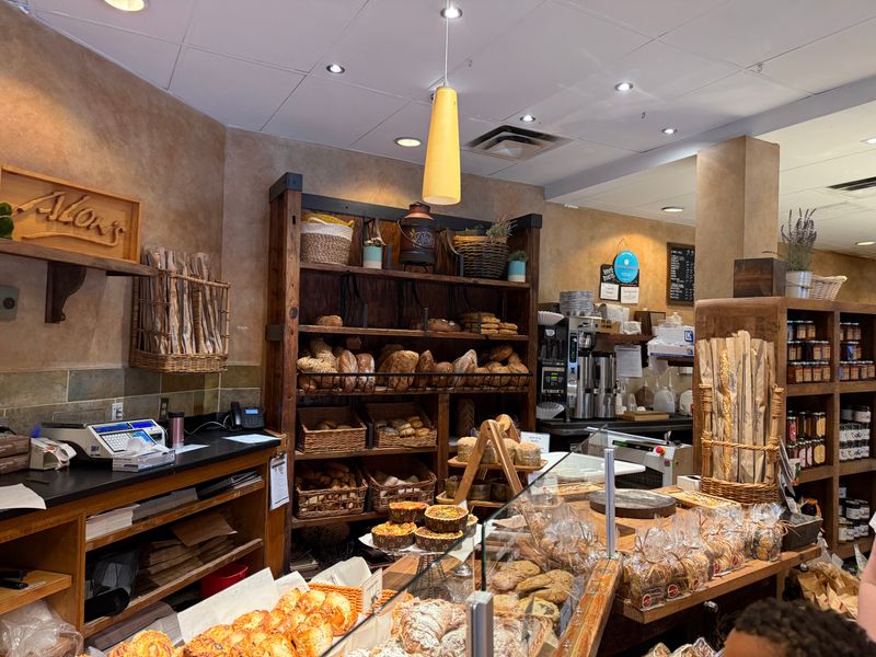 These Iconic Georgia Bakeries You Need To Visit At Least Once In Your Life - Decor Hint Alon's Bakery