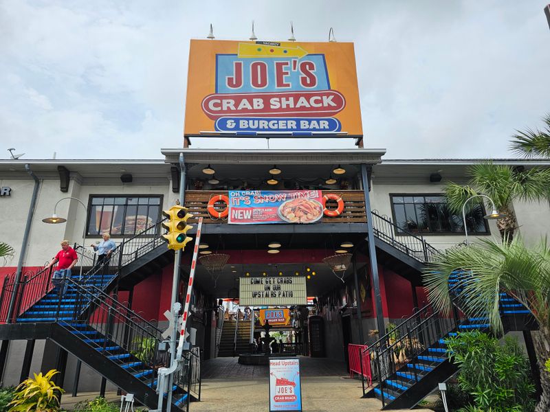 These 14 Texas Seafood Buffets Serve Nothing But Hearty Plates And Coastal Comfort - Decor Hint Joe's Crab Shack