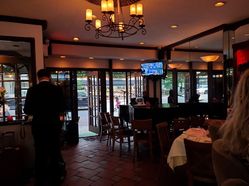 These 16 Georgia Pizza Joints Serve Lasagna So Good Locals Swear By It - Decor Hint Nino's Italian