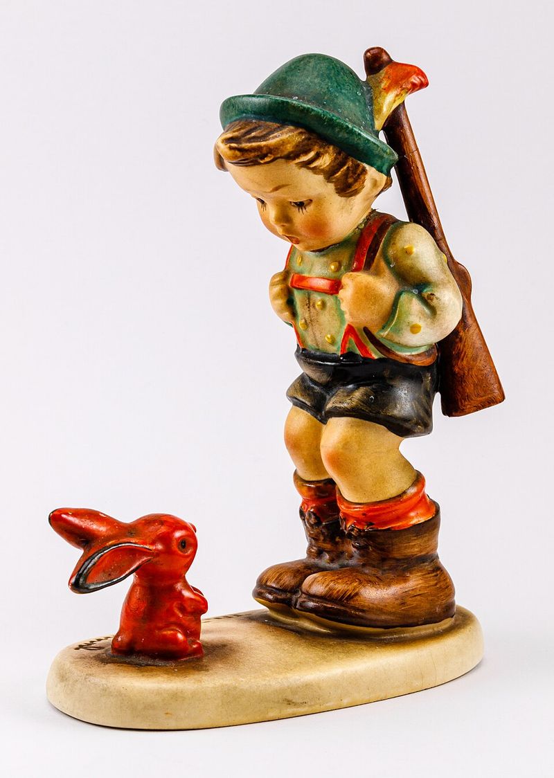 15 Missouri Items Collectors Are Letting Go Of (Plus 5 No One Wants Anymore) - Decor Hint Hummel Figurines In Kansas City Downsizing Sales