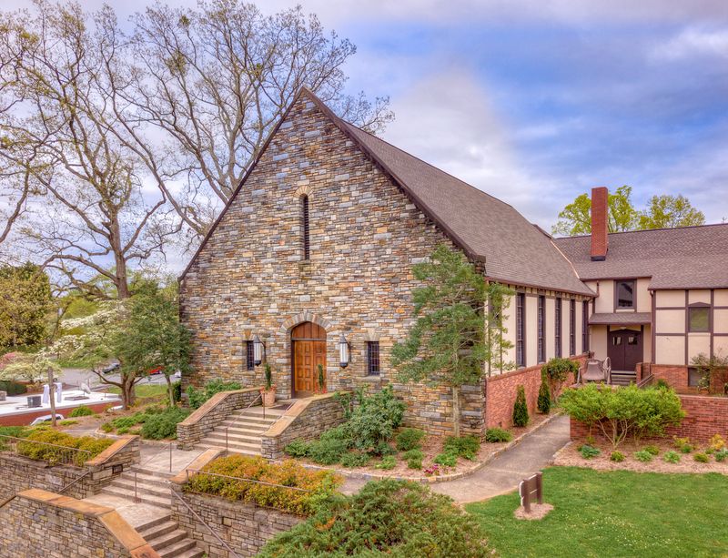 These North Carolina River Towns Are Ideal For A Weekend Escape - Decor Hint Tryon, North Carolina