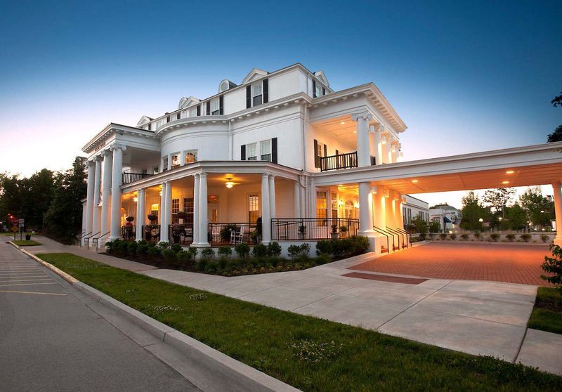 Boone Tavern Hotel And Restaurant