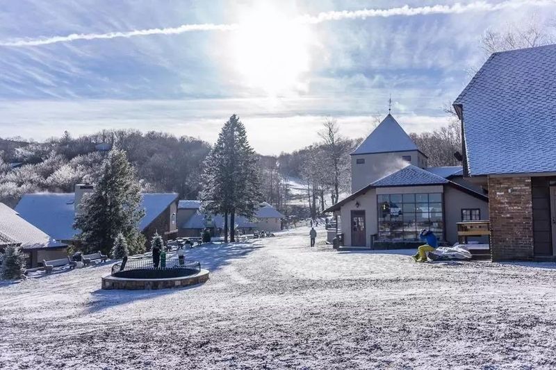 Cozy Accommodations For Every Budget