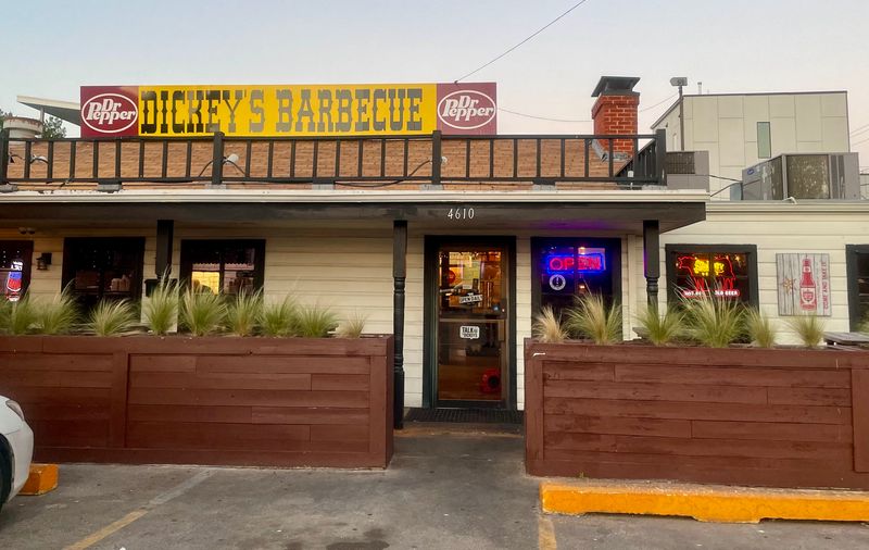 Dickey's Barbecue Pit
