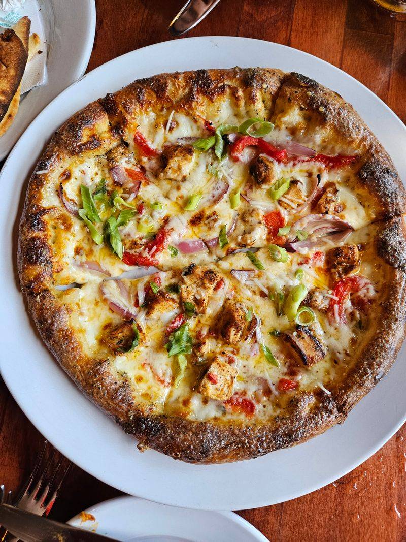 Pizza That Defies Mountain Expectations