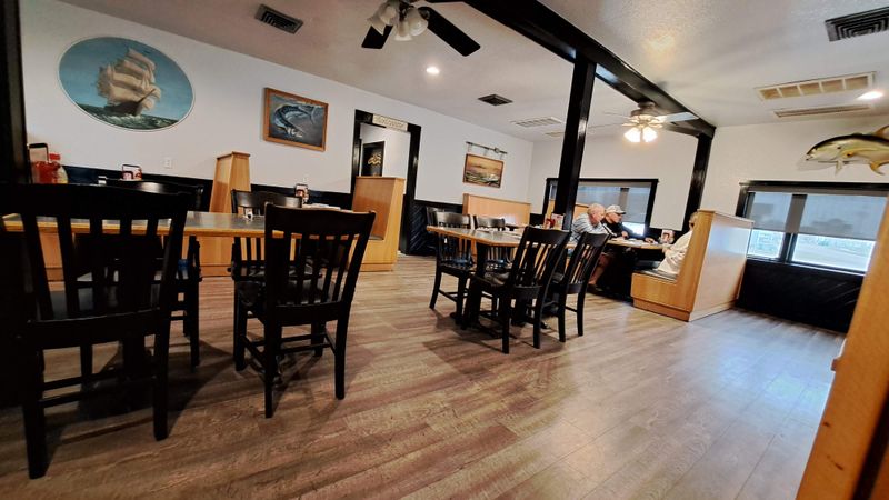 These North Carolina Spots Serve Cozy Waterfront Dining All Winter - Decor Hint Sonny's Waterfront Restaurant, Hatteras