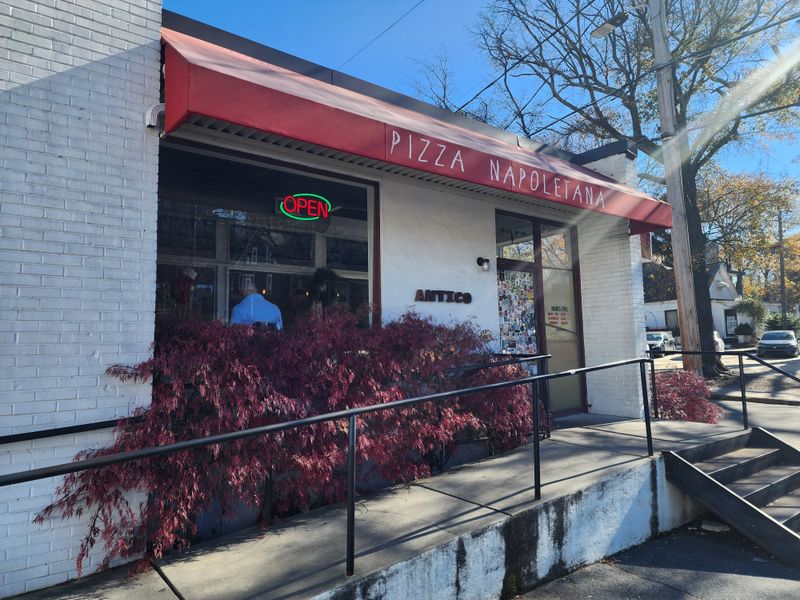 Georgia's Best Family-Run Italian Spots For Cozy, Delicious Dining - Decor Hint Antico Pizza Napoletana