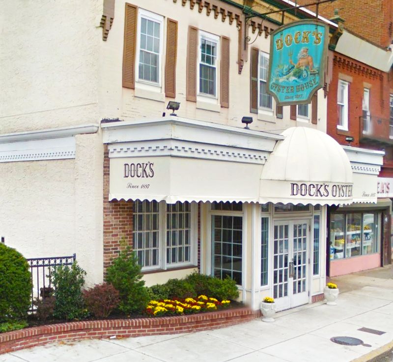 8 New Jersey Seafood Buffets Locals Trust Year After Year - Decor Hint Dock's Oyster House, Atlantic City