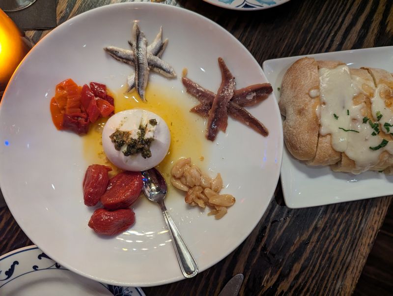 18 California Bars Where The Food Is As Good As The Drinks - Decor Hint Vesper