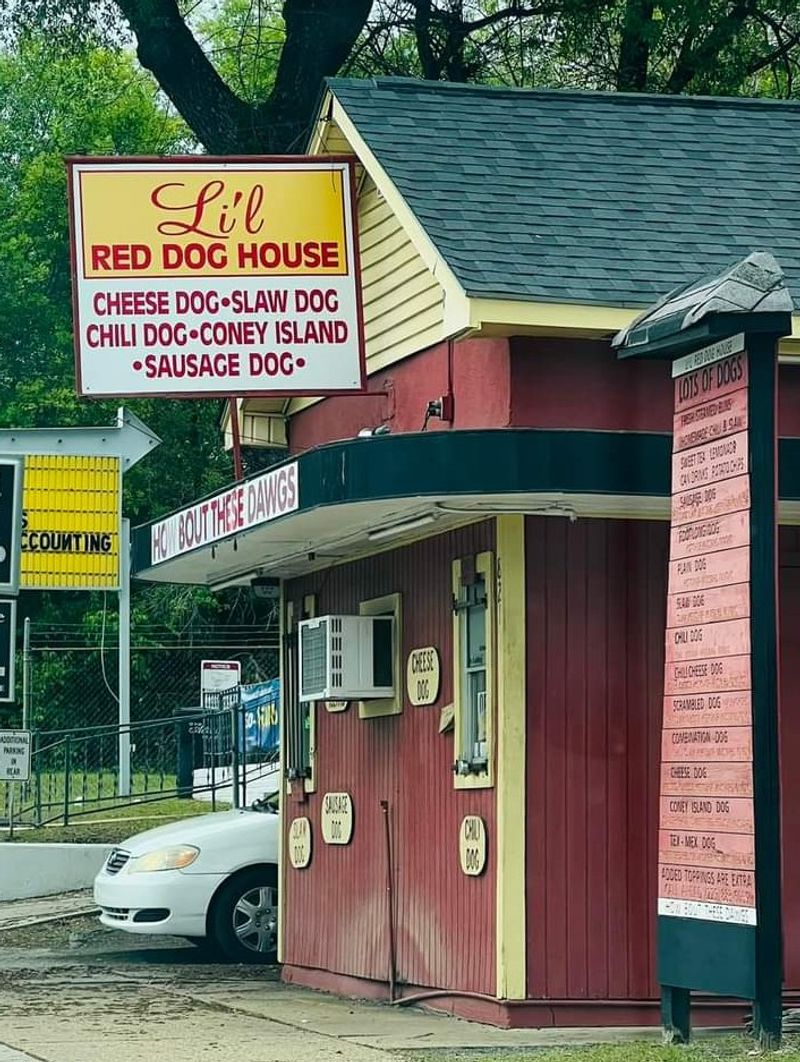 15 Georgia Hot Dog Joints That Still Do Things The Traditional Way - Decor Hint Little Red Dog House
