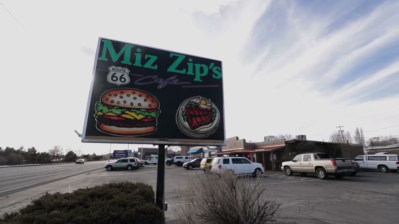 Miz Zip's