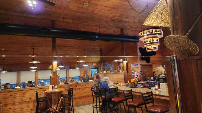 Suzy's Steak & Seafood House