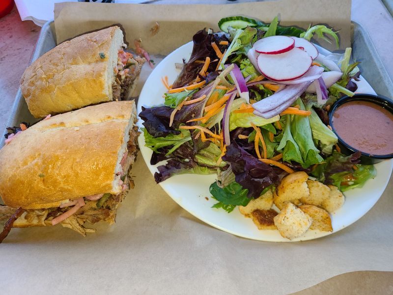 Banh Mi That Travels Far