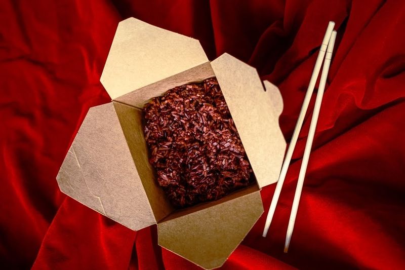 15 Best New Restaurants In Los Angeles, California You Need To Try Right Now - Decor Hint Holy Basil Santa Monica