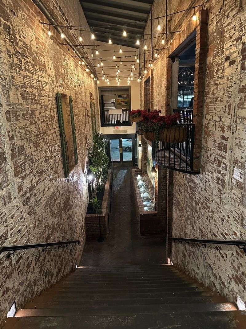 Amici Italian Café & Pizzeria