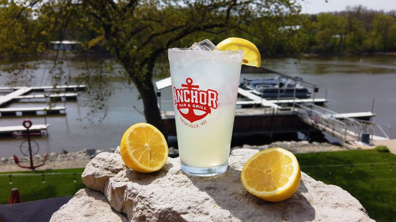 Anchor Inn On The Lake