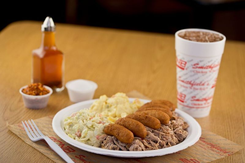 Smithfield's Chicken 'N Bar-B-Q