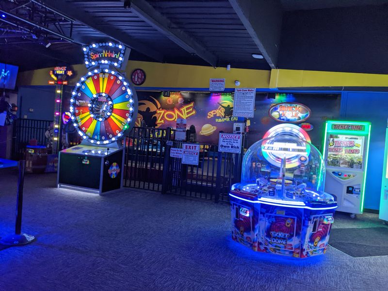 This Epic Albany Georgia Entertainment Center Turns Any Day Into An Adventure - Decor Hint Arcade Game Paradise