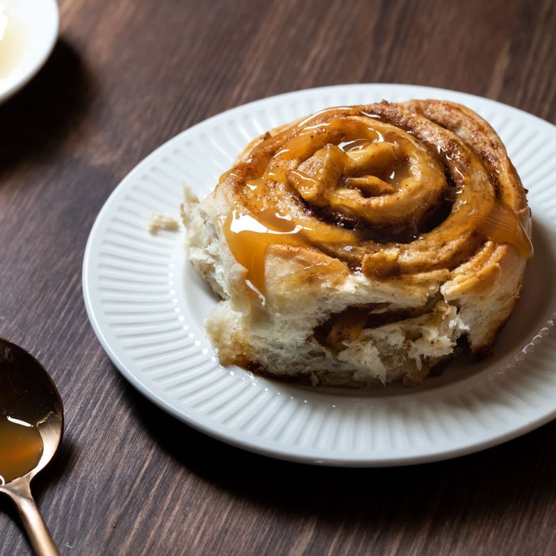 15 Kansas Food Traditions That Confuse Outsiders But Locals Wouldn't Change A Thing - Decor Hint Chili And Cinnamon Rolls