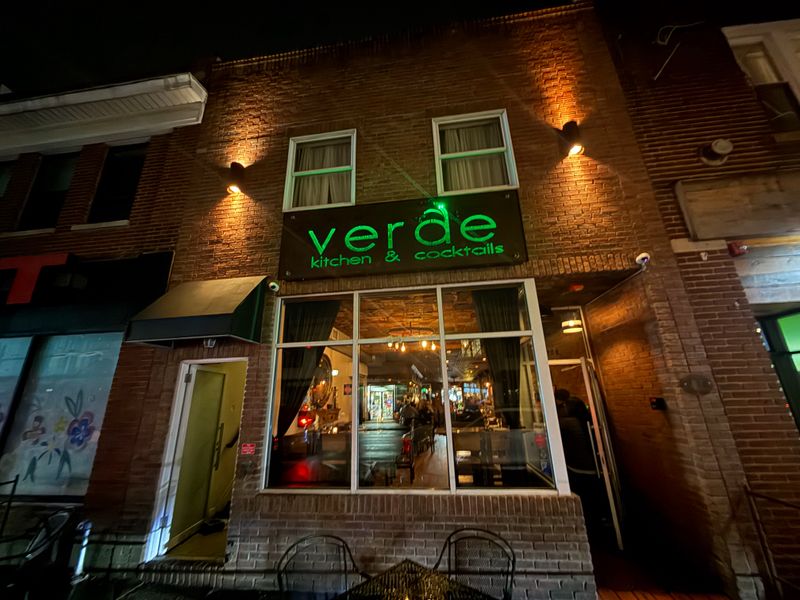 Verde Kitchen & Cocktails