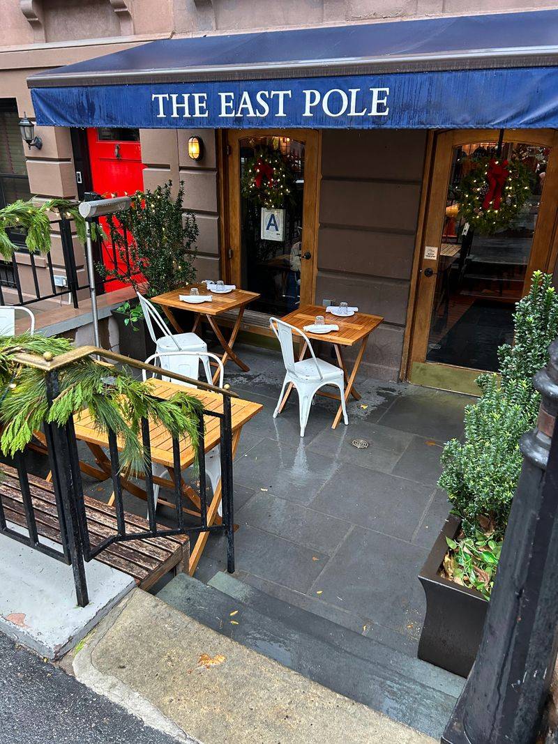 15 Feel-Good Cafés Across Georgia Where Cozy Vibes And Kittens Steal The Show - Decor Hint East Pole