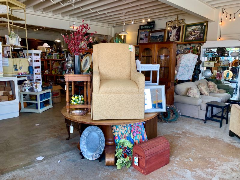 13 Massive California Thrift Stores That Treasure Hunters Say Take All Day To Explore - Decor Hint Second Chance Thrift Store (Pacific Grove)