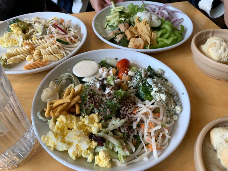 Sweet Tomatoes (Closed - Historical Mention)