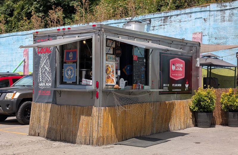 Oregon’s Food Cart Scene Is Loud, Proud, And Seriously Delicious At These 10 Stops - Decor Hint Rose City Food Park