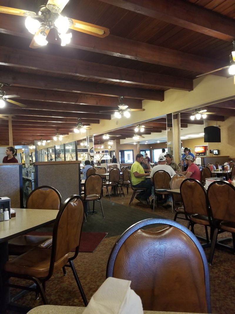 These North Carolina Buffets Keep Plates Full And Regrets Away - Decor Hint Sandpiper Buffet, Fayetteville