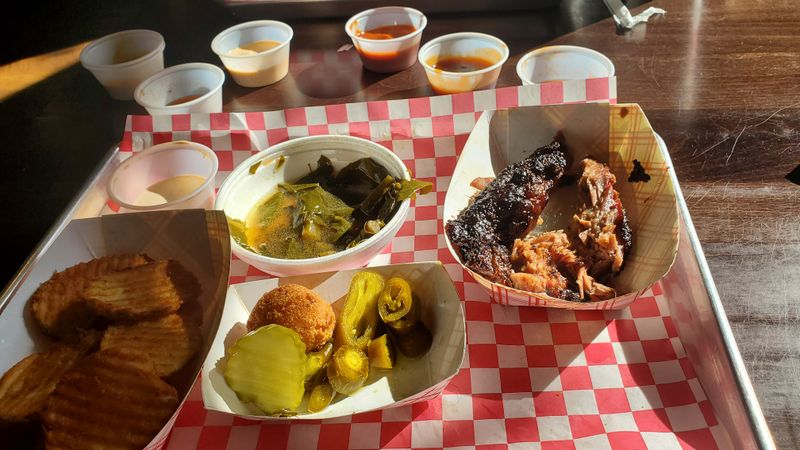 The North Carolina Smokehouse With Brisket You'll Dream About - Decor Hint Convenient Hours And Online Ordering