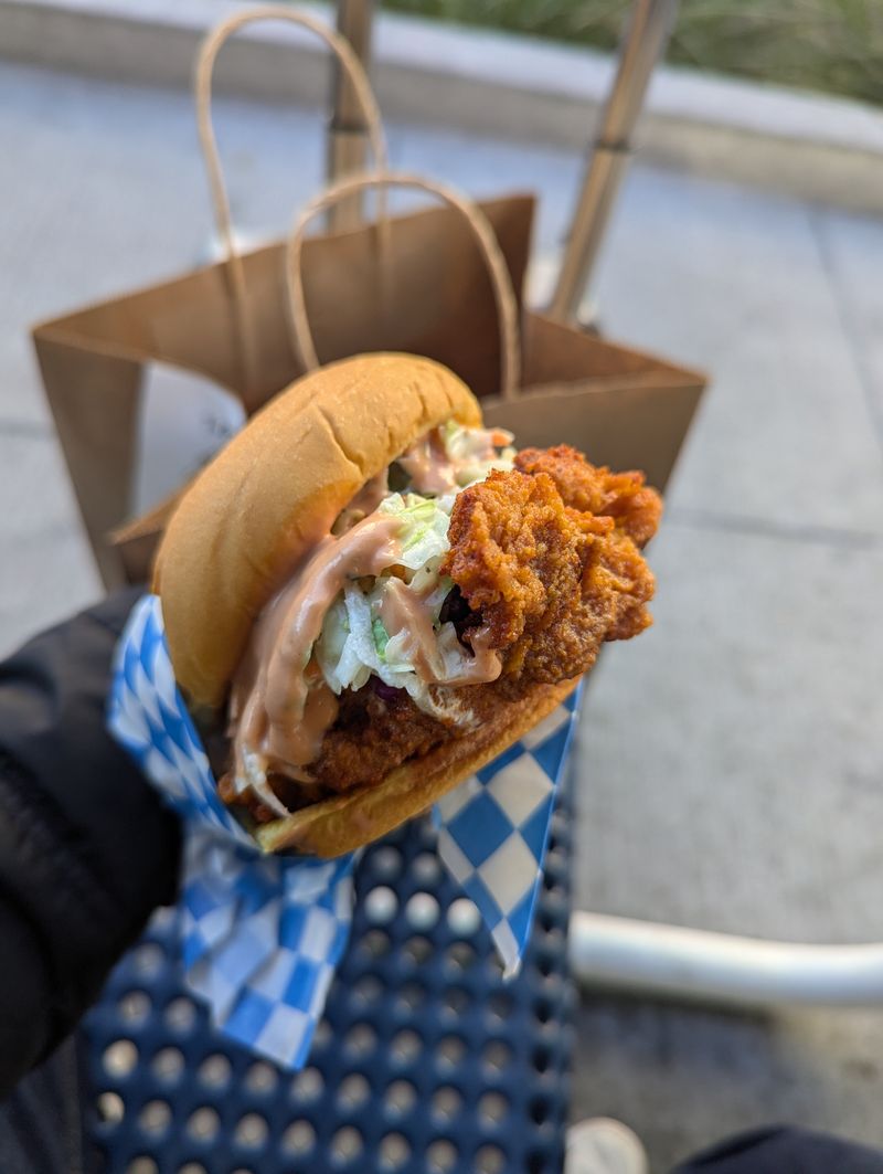 17 California Soul Food Restaurants Locals Wish They Could Keep Secret - Decor Hint Hotboy's Chicken