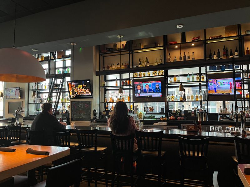 Marlow's Tavern (Atlanta-area flagship)