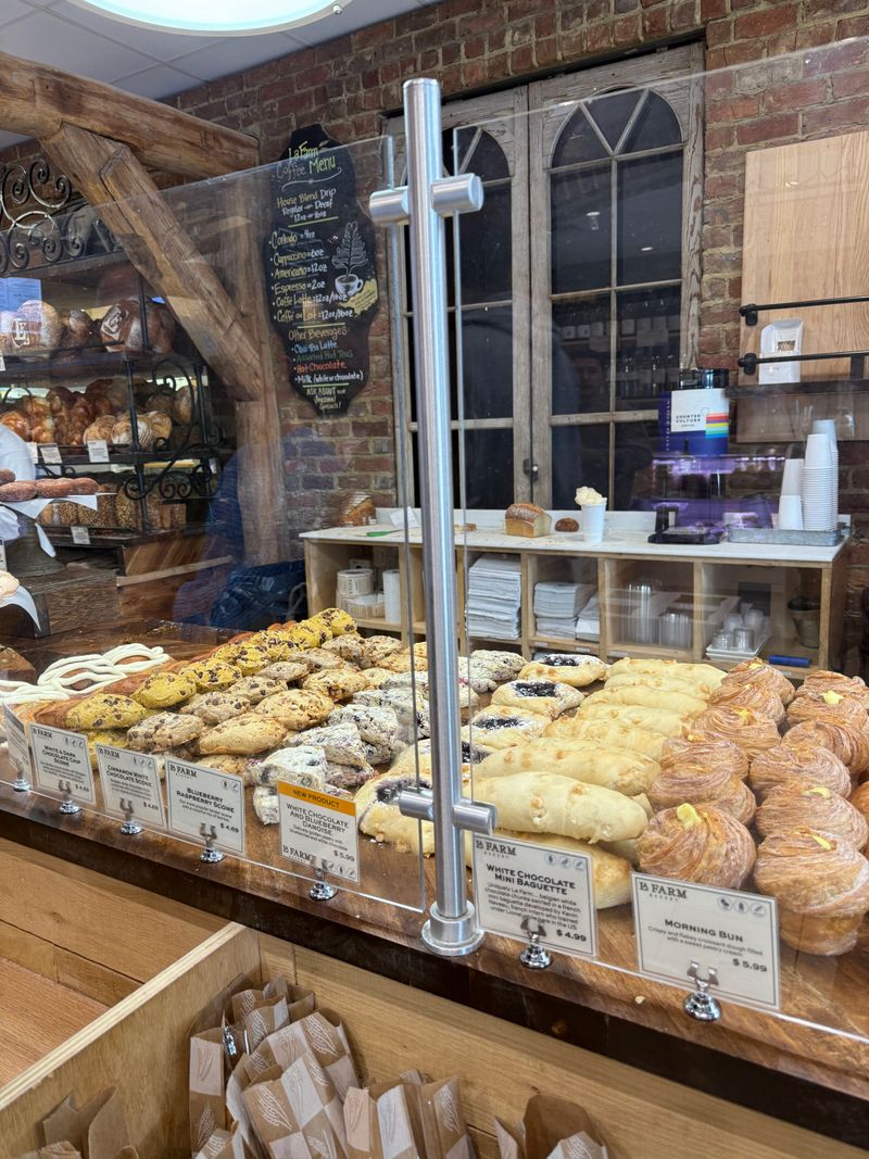 White Chocolate Mini Baguette That Surprises Everyone