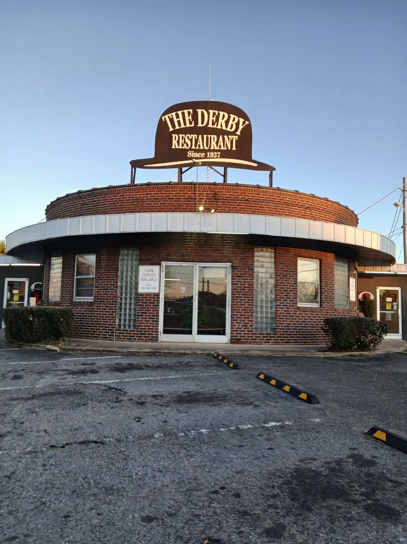 Underrated North Carolina Favorites You Need To Experience - Decor Hint The Derby Restaurant, Mount Airy