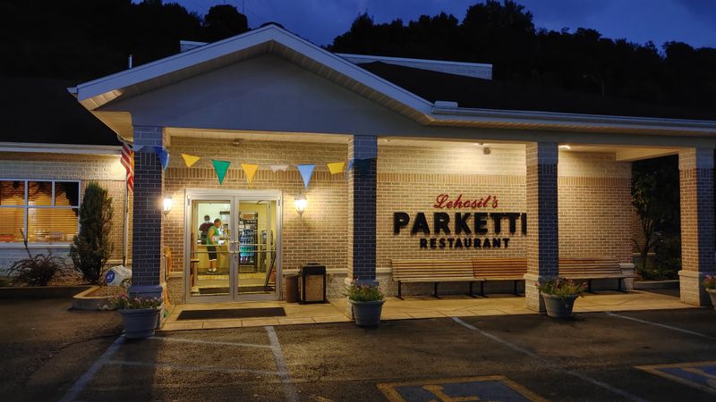These Georgia Diners Serve The Kind Of Food That Brings Back Memories - Decor Hint Parkette Family Restaurant