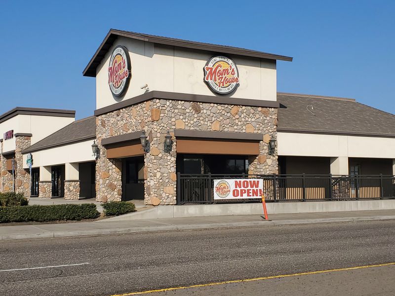 Family-Friendly Restaurants