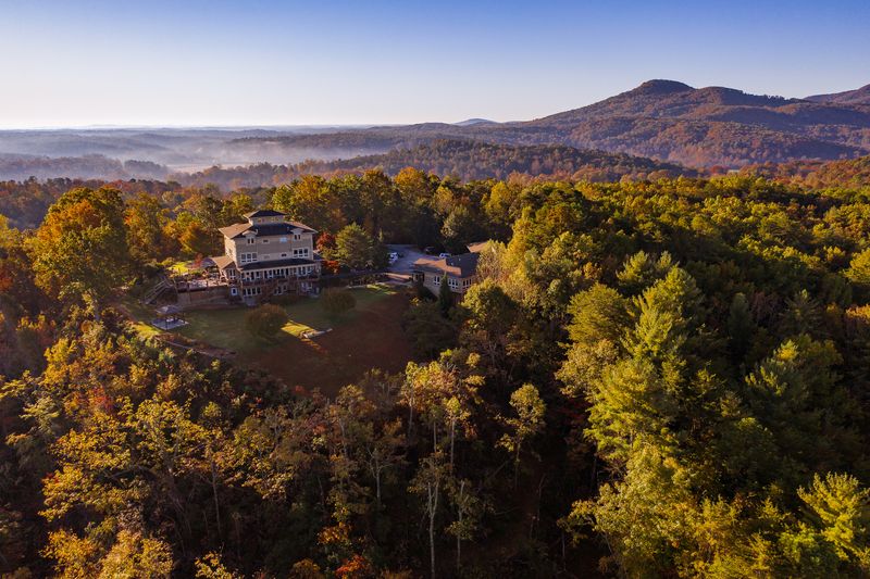 Lucille's Mountain Top Inn and Spa