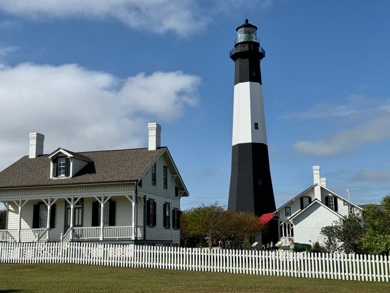 Locals Swear These 15 Haunted Georgia Ghost Tours Are The Real Deal - Decor Hint Tybee Island Lighthouse and Fort Screven Ghost Tour