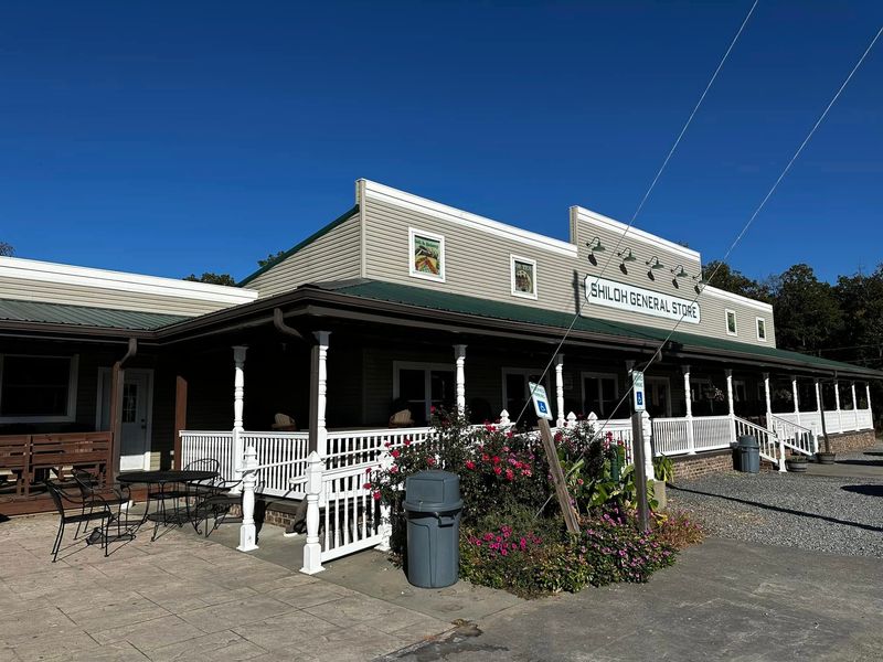 Thoughtful Operating Hours And Schedule