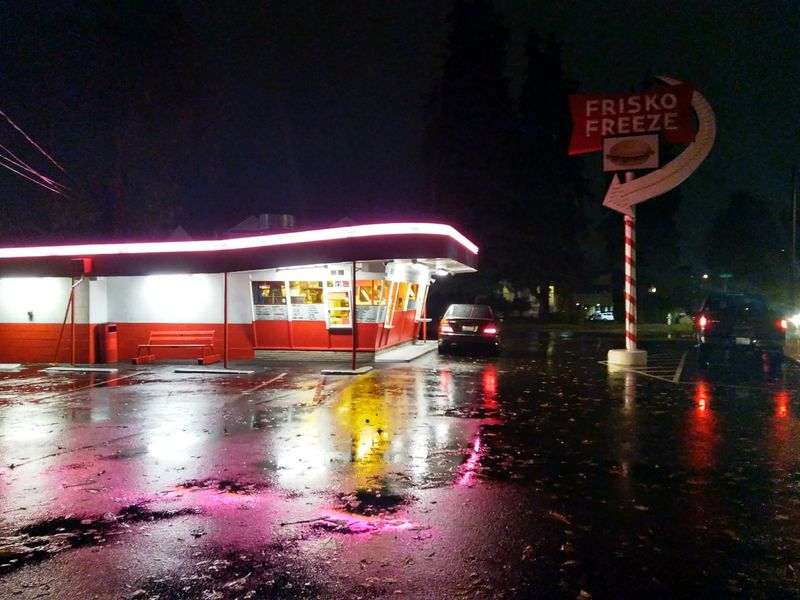 Extended Hours That Serve Night Owls