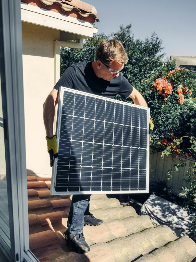 10 Important Things California Homeowners Should Know Before Installing Solar Panels - Decor Hint Choose A Reputable Solar Installer