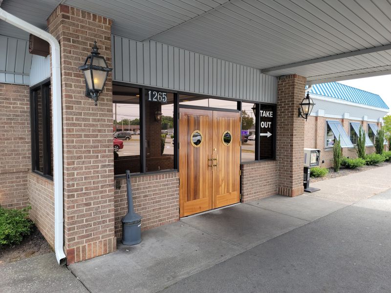 Why This Seafood Restaurant Tops Every North Carolina List - Decor Hint Community Engagement That Builds Connection