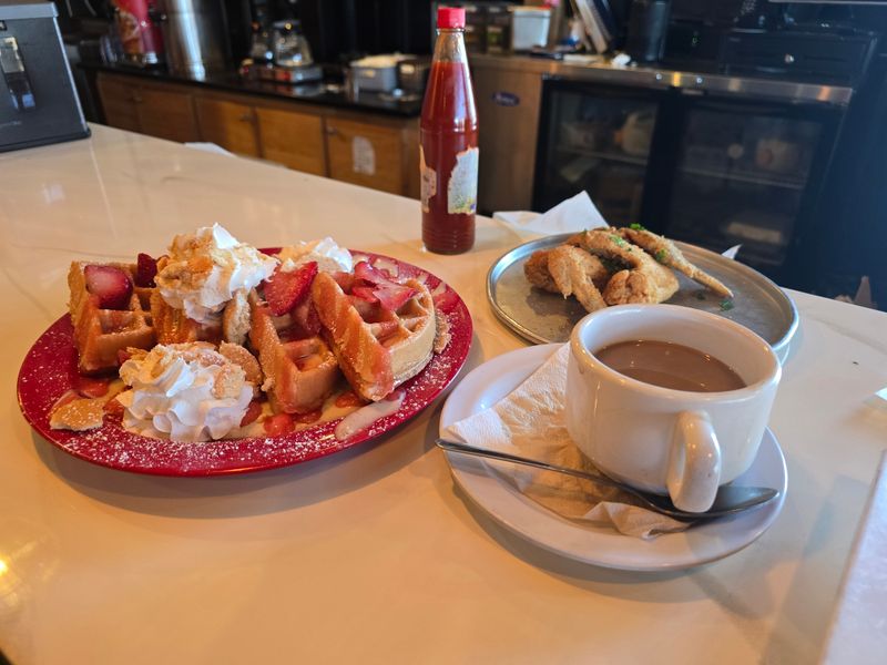 Real Maple Syrup Instead Of Cheap Imitations